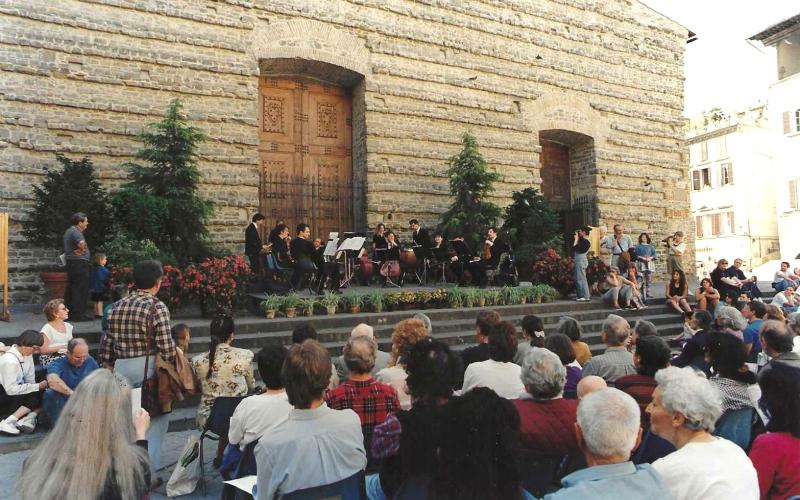 Concerto di primavera davanti a San Lorenzo